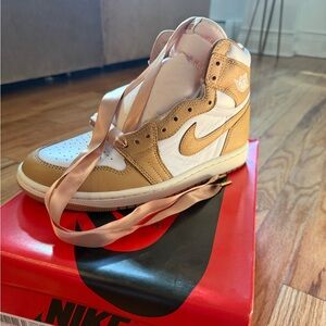 Nike Jordan 1 Retro - NEVER WORN